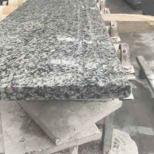 泸州芝麻白楼梯踏步 芙蓉白