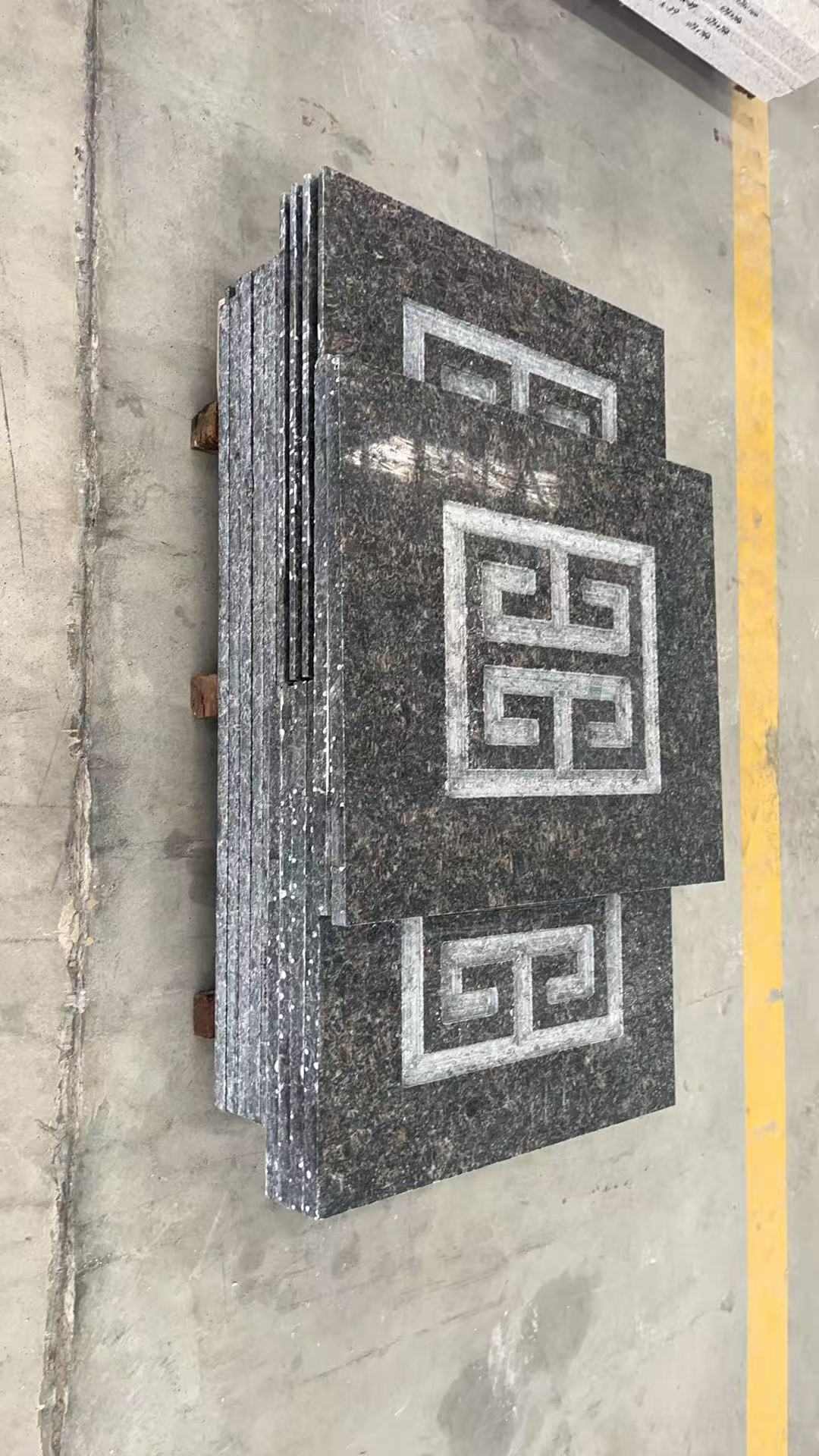 泸州英国棕回纹雕刻版